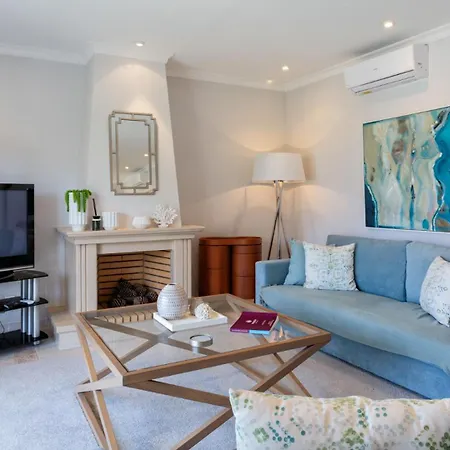 Suzanne Apartment *